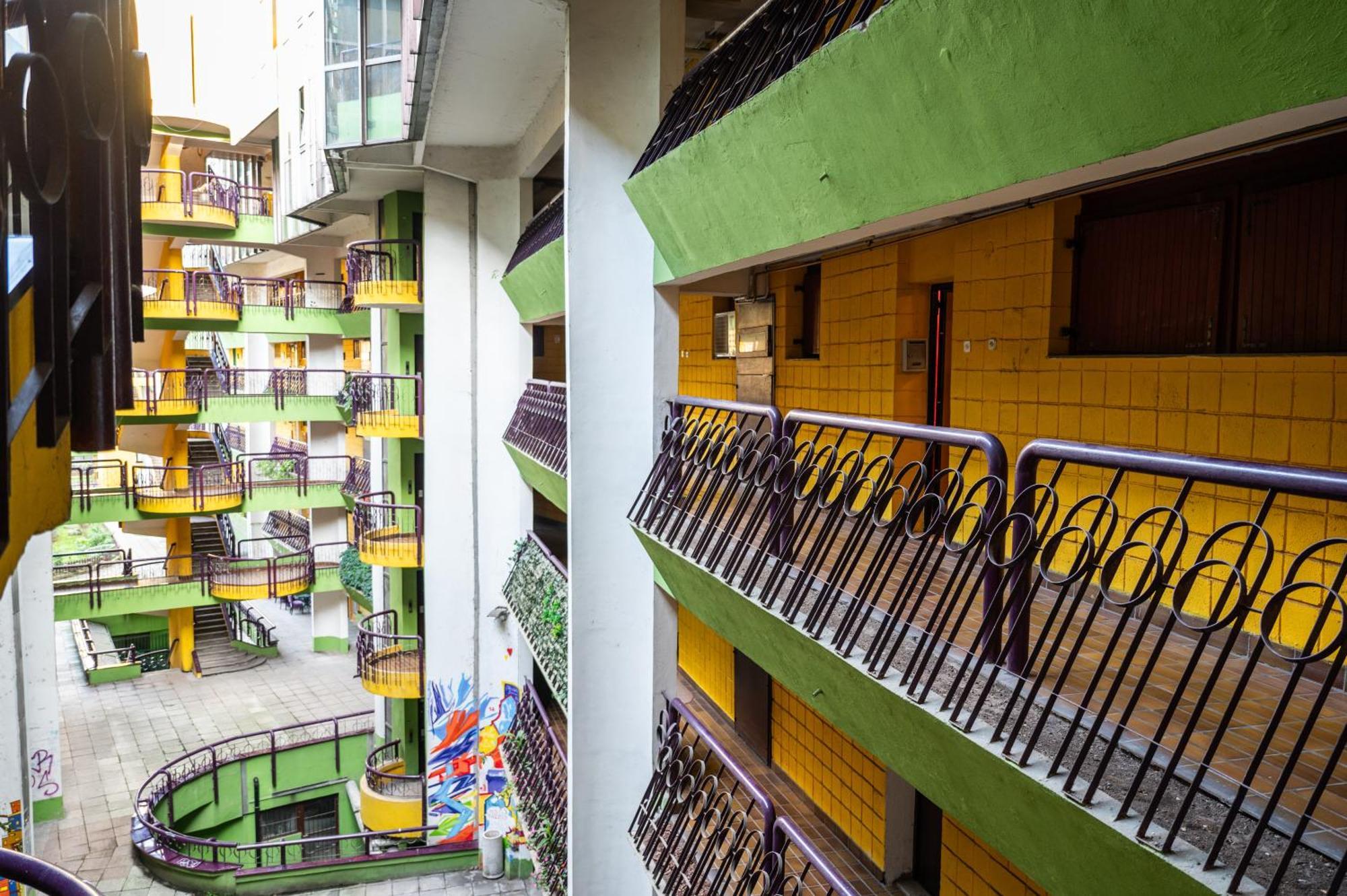 The Parrots Nest Apartman Szarajevó Kültér fotó